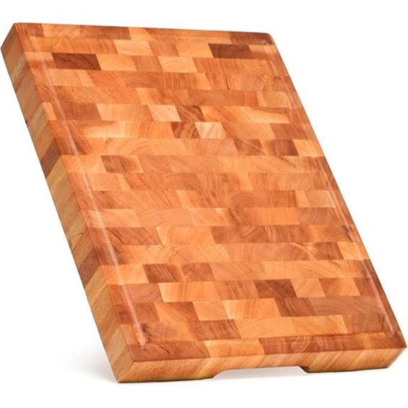 Shumarumu Mahogany End-Grain Cutting Board