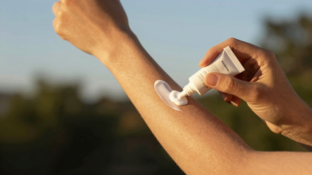 14 Best Sunburn Relief Lotions in 2026
